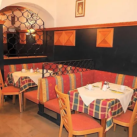 Garni Hoechschmied Hotel 3*