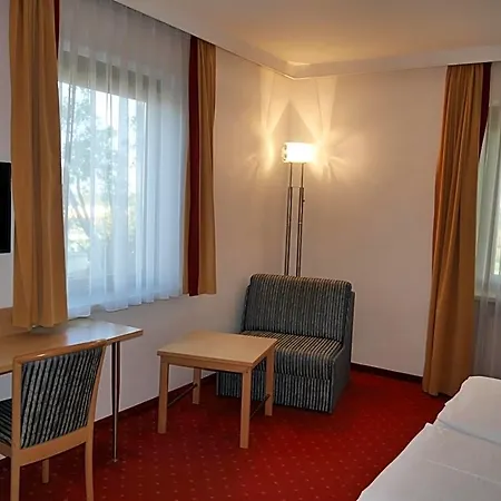 Hotel Garni Hoechschmied 3*