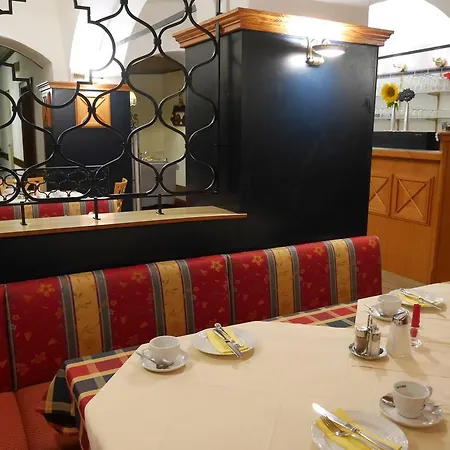 Otel Garni Hochschmied Lassnitzhoehe