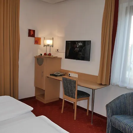 Garni Hoechschmied 3*