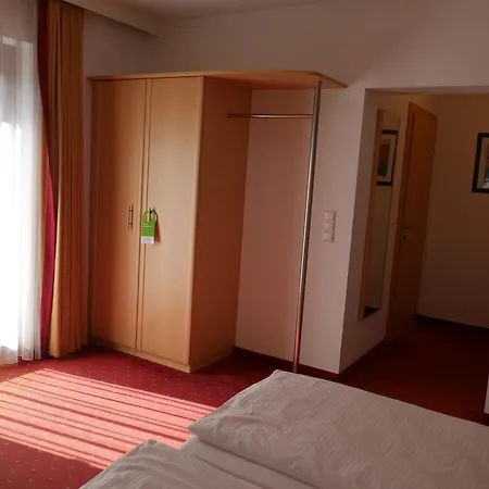 Garni Höchschmied Hotel
