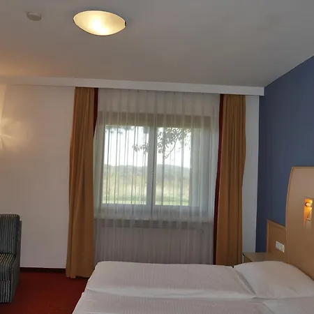 Garni Hoechschmied Hotel 3*