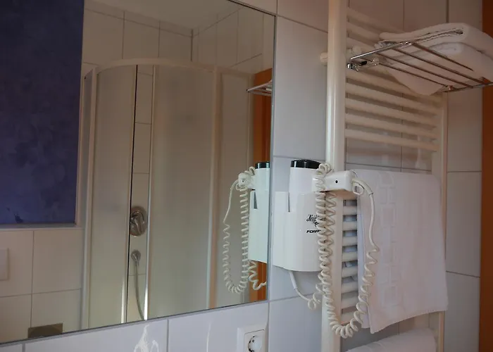 伽尔尼豪斯海姆德酒店 酒店